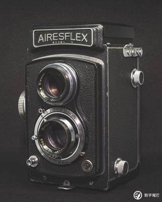 AIRESFLEX IV 雙反相機 匠心之作，攝影器材收藏與實用之選